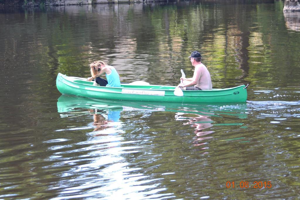 Camping Des Ribieres Confolens Εξωτερικό φωτογραφία
