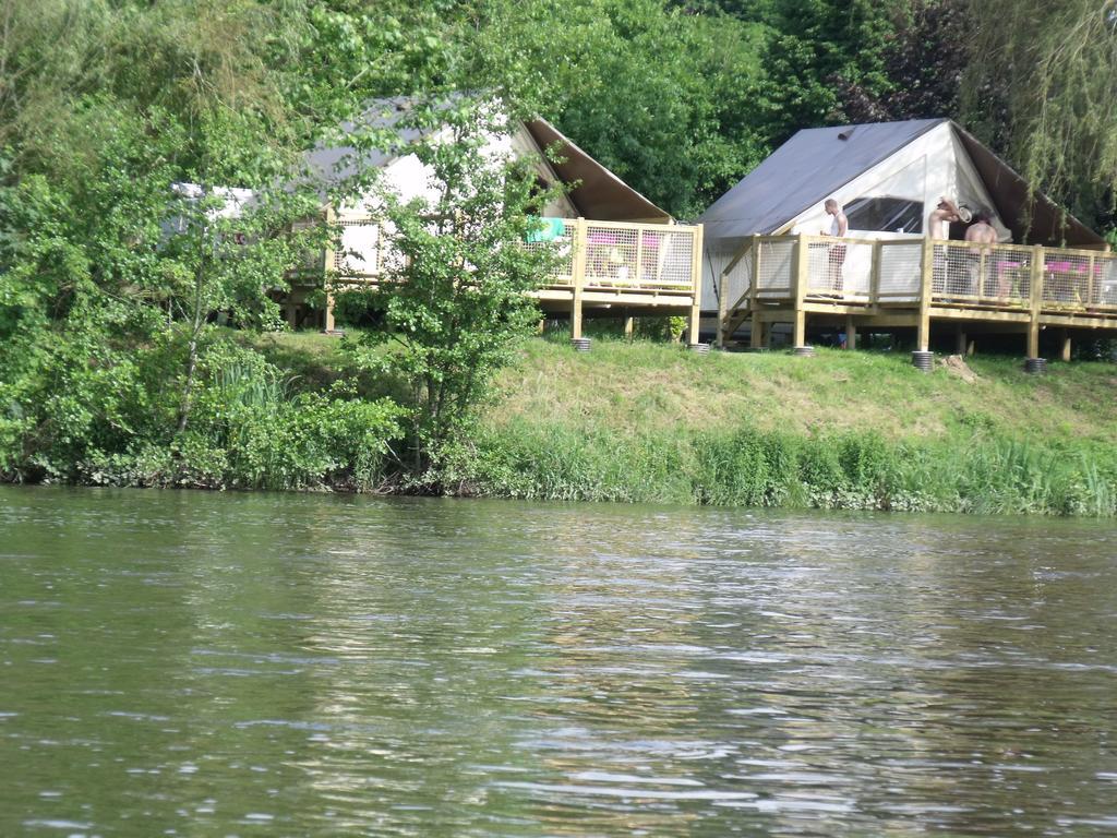 Camping Des Ribieres Confolens Εξωτερικό φωτογραφία